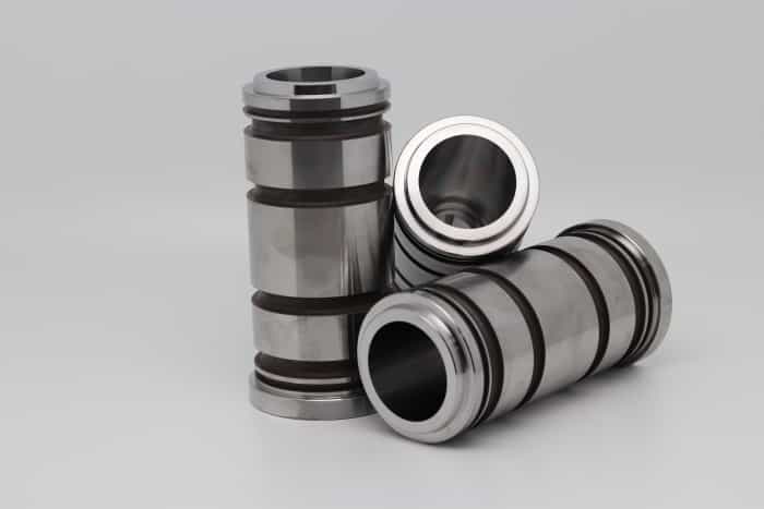 冲不锈钢的冲头易断，易弯易磨损是什么原因？